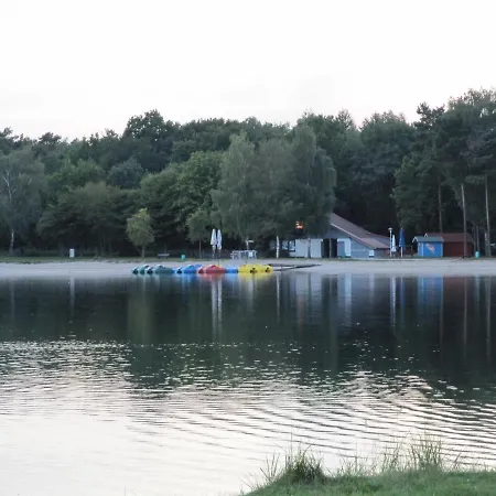 Kiefernweg 20 Апартаменты Isenbuettel